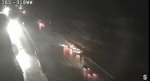 Use caution on I-65 Sputh at Exit 318. Deputies are enroute to assist motorists on the shoulder/right hand lane. | Morgan County Sheriff's Office