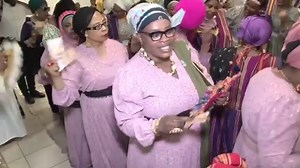 36K views · 468 reactions | La chanson qui fait vibrer les mariages comoriens édition 2022 par la diva #RILLOI | Sur les traces de la Culture Comorienne | Facebook