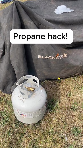 Did you know this money saving propane hack?! #lifehack #lifehacks #rvlife #buslife #vanlife #tipsandtricks #moneysavingtips #hacks #trendingreelsvideo #reelsit #trendingnow #reelsviral | The Wanderlusters