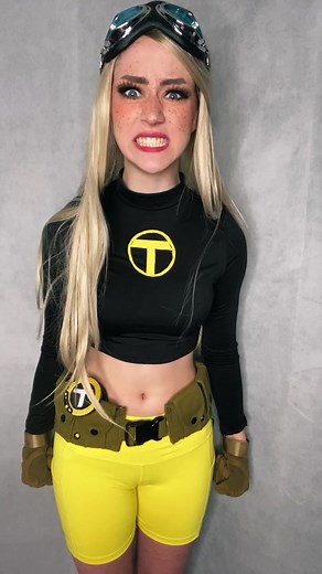 Cosplaying Terra from Teen Titans Using Tangled Series Audio