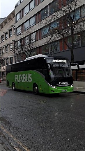 Newport Bus D57 on the 940 to Gatwick Airport #newportbus #flixbus #buses