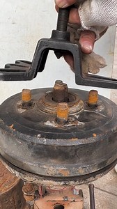 Remove the brake pot puller #Good tools to share #Brake pot extractor | Hardware tools