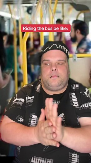 #greenscreen Riding the bus be like: