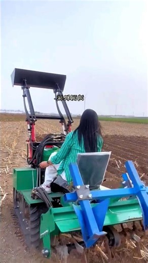 Powerful Multi-Function Crawler Tiller Machine 🚜🔥 #FarmMachine #Tiller #Agriculture