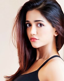 Anaika Soti Movies | Anaika Soti: Height, Age, Husband, Boyfriend, Biography - Filmibeat