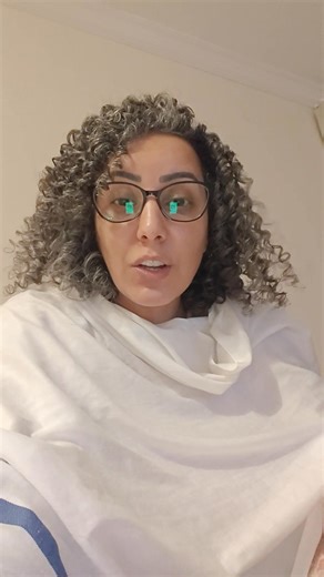 اومال أنا لابسة نضارة ليه 😂 | Hanaa Mohamed