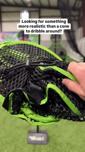 Paint a clearer picture with a mannequin! Whether you train on grass or turf, we have a mannequin for you. This is our youth turf model, but we also have an adult version. Fun fact! This was our very first product made 20 years ago. Yes, you heard that right!! We’ve been in business for 20 years. Crazy to think it’s been 20 years💚 | Soccer Innovations