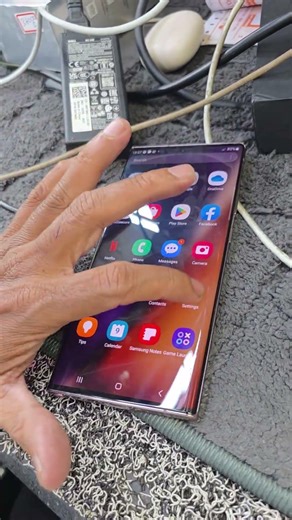 SAMSUNG GALAXY NOTE 20 ULTRA 5G MOBILE 12GB RAM 256GB ONLY MOBILE RS 17000. PH 8056 161371