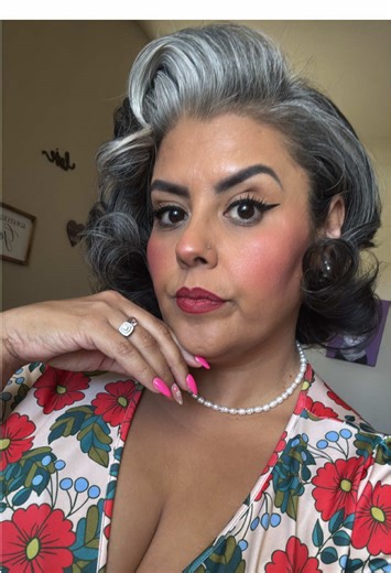 Pincurlsandcoffee on TikTok