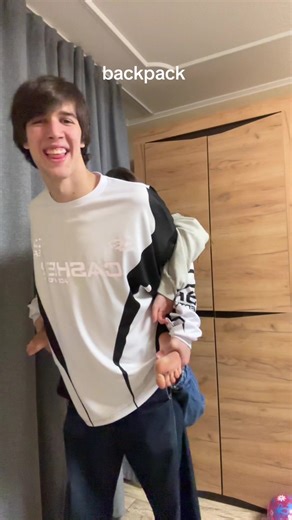 Сестра и тренды: любимые видео с сестрой