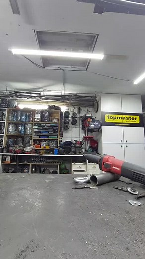 Assembling a Mechanical Device in a Workshop Setting