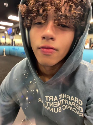 sneijder (@sneijder.cb)’s videos with candy - audiogirl