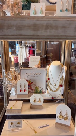 A behind-the-scenes peek with Kyjanna at the Saba Rock Boutique as we continue our ‘Inside Saba Rock’ series. We’ve got all the island must-haves fully-stocked - so don’t forget to take a piece of paradise with you! ⚓️ Anchor your heart at Saba Rock || Open daily for breakfast, lunch dinner || Happy Hour 4:00 pm - 6:00 pm upstairs #sabarock #sabarockresort #virgingorda #bvi #caribbeantravel #islandresorts #barefootluxury #returntotherock #nauticalstyle #luxurytravel #britishvirginislands | Saba 