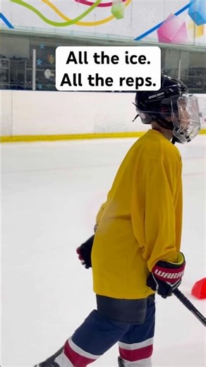 The whole rinks, just me! Got the ice all to myself today. #icehockey #冰球 #冰上曲棍球