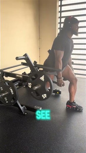 Trap Training | Hammer Strength Machine Shrugs