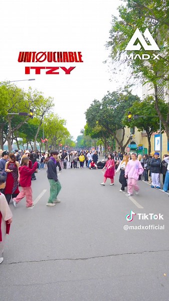 MAD-X Official (@madxofficial) - KPOP IN PUBLIC: Untouchable - ITZY Random Play Dance