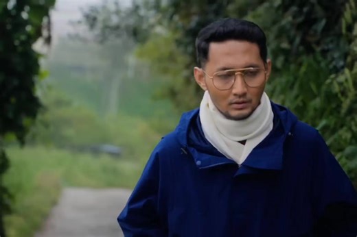 Sufian Suhaimi - Takdirku [Official Music Video]