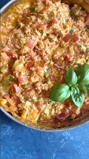 This Turkish Egg & Tomato Breakfast Is So Good