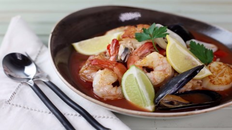 Zuppa di frutti di mare, una delizia marina sostanziosa