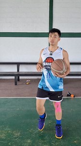 280K views · 10K reactions | Drills para maimprove mo ang crossover mo #askcoachralph #howtobehindtheback #basicdribblingdrills #coachralph #basketball #ballislife #crossover | Coach Ralph | Facebook