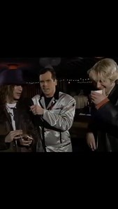 Layne Staley’s 1993 New Year’s Resolution? Let’s just say it’s not what you’d expect 😂 Caught during Alice In Chains’ NYE performance at Roseland Ballroom on MTV’s “Drops the Ball” special — this short interview is peak early ’90s chaos and charm. Just a band on the rise, a night in New York, and Layne being effortlessly hilarious. — #LayneStaley #AliceInChains #NYE1992 #RoselandBallroom #GrungeHumor #90sMTV #Would #ThemBones #MTVMoments #SeattleSound #RareInterview | 90s Rock Vault