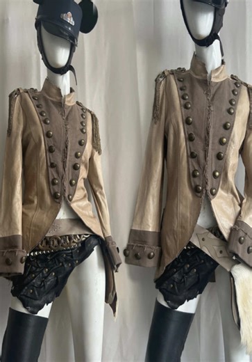 Exploring Avant-Garde Fashion and Archive Styles
