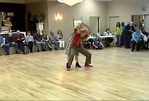 Que viva la música... No os conoce pero estaríamos encantados que vosotros fueseis nuestros padres | Que viva La música