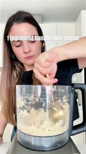 Let’s make 1 ingredient healthy banana nice-cream! #bananaicecream #nicecream #dairyfree #healthy