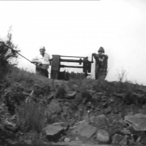 Men of old would cut huge stones using only hand tools, which were then used on the mill كان الرجال في الماضي يقطعون أحجارًا ضخمة باستخدام الأدوات اليدوية فقط، والتي كانت تُستخدم بعد ذلك في الطاحونة #carpentry #carpenter #woodwork #woodworking #woodworkingtips #wood | Hamza EL Mahkak