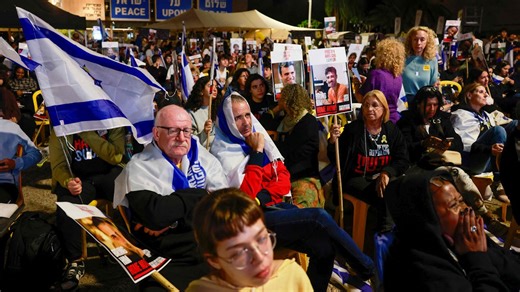 Se de første billeder af gidslerne her