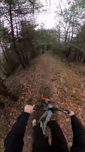 🚀 PLUS RAPIDE QUE LA FOUDRE EN VTT ENDURO DANS LES CHEMINS 😱 #velo #vélo #vtt #enduromtb #mtb