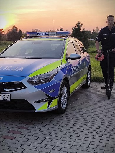 Bezpieczeństwo na hulajnodze elektrycznej: noszenie kasku