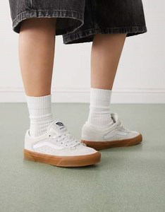 Vans Rowley Classic sneakers in off white with gum sole | ASOS