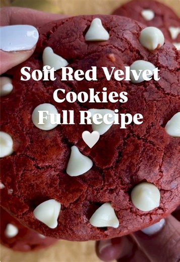 ❤️Velvety Red Dream Cookies (with Cheesecake Center) 🫶🏼Follow me for more amazing cookies recipes! 🧾 Ingredients: Cookie Dough 1 1/3 cups all-purpose flour 1 1/2 tbsp cocoa powder 1/2 tbsp cornstarch 1 tsp baking powder 1/4 tsp salt 6 tbsp butter (softened) 1/4 cup white sugar 1/3 cup brown sugar 1 1/2 tsp vanilla extract Red food coloring (add until you reach your desired shade) 1 large egg (room. Temperature) 2/3 cup white chocolate chips 🍰 Cheesecake Filling :(for Cookies) 4 oz (½ block) 