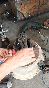 How to remove wheel stud bolt w/o extractor #followersシ゚ #diyideas | Tolit's Mechanic