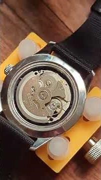 How to speed up or slow down a Seiko 5 automatic wind watch