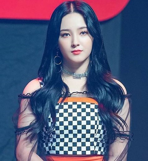 Nancy (Momoland) Wiki, Height, Age, Boyfriend, Family, Biography & More - WikiBio