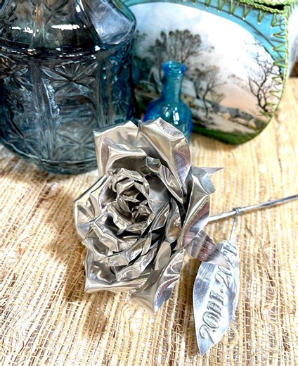 Keepsake Metal Rose: 10th Anniversary Tin Gift With Engraved Leaf - Etsy
