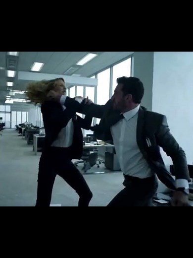 Intense Office Fight Scene: Woman vs Man in Brutal Hand-to-Hand Combat" #OfficeFight #FightScene