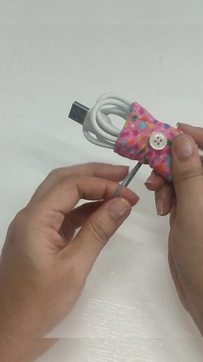 DIY Cord Keepers #fbreels #diycraft #diyprojects #fbviral #handmade #sew #viral #handmadecrafts #trending #patchwork | DIY Cheng