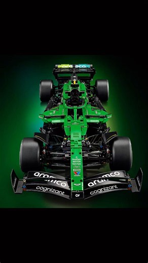 LEGO TECHNIC 42240 Aston Martin Aramco AMR25