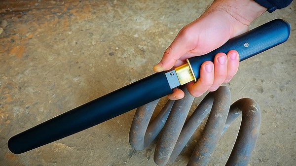 Crafting a Beautiful Aikuchi Tanto Knife from a Spiral Spring – Easy DIY Project