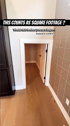 Does this count as SQUARE FOOTAGE👀?? #hometour #interiordesign #smallspaceliving