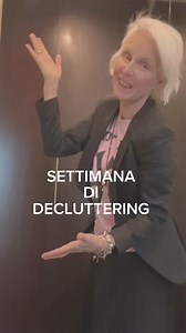 Buongiorno e buon lunedì a tutti! Tanti mini tutorial per la settimana di primavera vi spiegherò come fare decluttering, il metodo migliore per selezionare, la capsule indispensabile della primavera e tanto altro!L'argomento vi interessa? Quali sono le difficoltà maggiori per la vostra sistemazione/ selezione guardaroba? Vi leggo sotto ?👇 #carlagozzistylecoach @carlasacademy @6thfloor_styledpt | Carla Gozzi