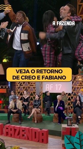 Creo (@creokellab) e Fabiano (@fabiano.moraes) voltaram diretamente para o Deque de Votação e a energia da Sede foi para o ar!!! 💬 O que você achou dos peões que retornaram pra o game?! #FormaçãoDaRoça Acesse RecordPlus.com para assistir à transmissão 24 horas de #AFazenda com seis sinais exclusivos 🔥 | Record Rio