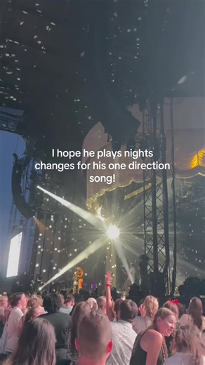 Sobbed when I heard it play #niallhoran #nightchanges #theshowniallhoran #onedirection #niallhoranvids #fyp #nialler #lovers @Niall Horan