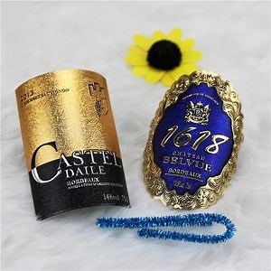 [Hot Item] Customized Wine Label Gold Embossed Self Adhesive Sticker Label