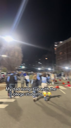 Rob's College Adventure: A Fun Day on Franklin Street