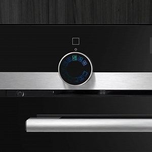 352K views · 102 reactions | Oplev iQ500 ovnene. Med 5 minutters lynopvarmning og 30 automatiske programmer bliver madlavningen lettere! | Siemens Home Denmark | Facebook