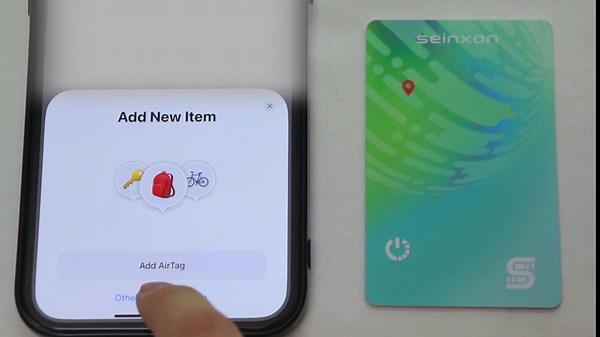 Wallet Tracker Qi Wireless Charging IP68 Thin Item Finder Purse Luggage Works with Apple Find My APP & Network (iOS Only)